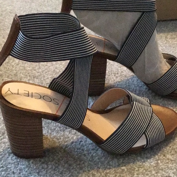 Sole Society heels - Picture 3 of 4